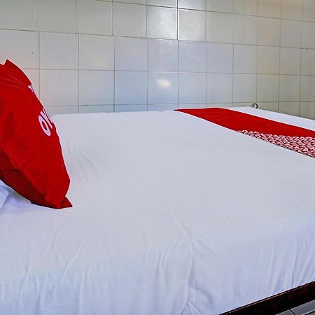 Oyo 92869 Hotel Nusantara Banyuwangi  Luaran gambar