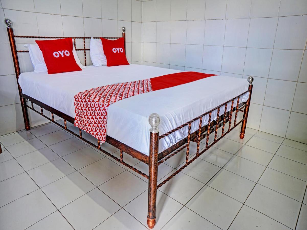 Oyo 92869 Hotel Nusantara Banyuwangi  Luaran gambar